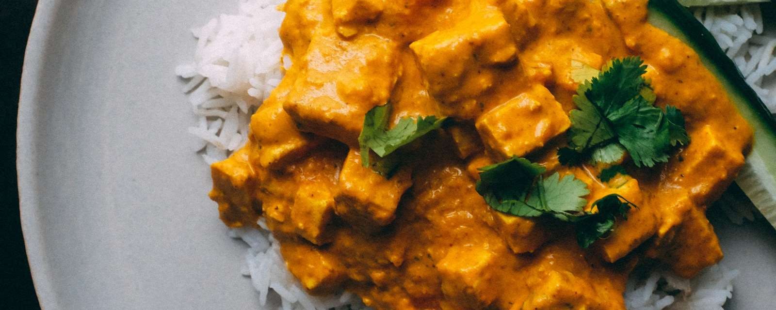 Indisches Tofu-Curry von oben